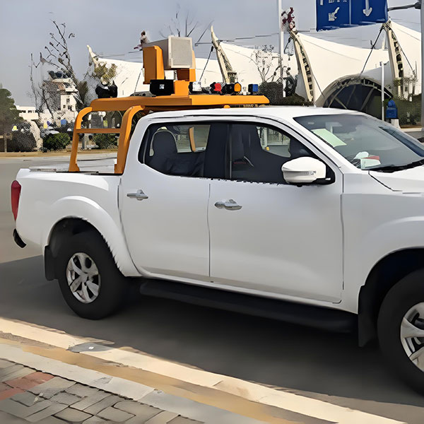 多功能驅(qū)鳥車